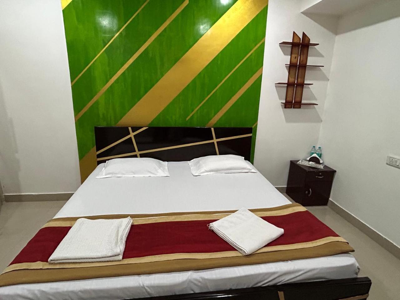 Royal Comfort Inn Bangalore Dış mekan fotoğraf